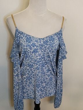Michael Kors beautiful powder blue and white off the shoulder top